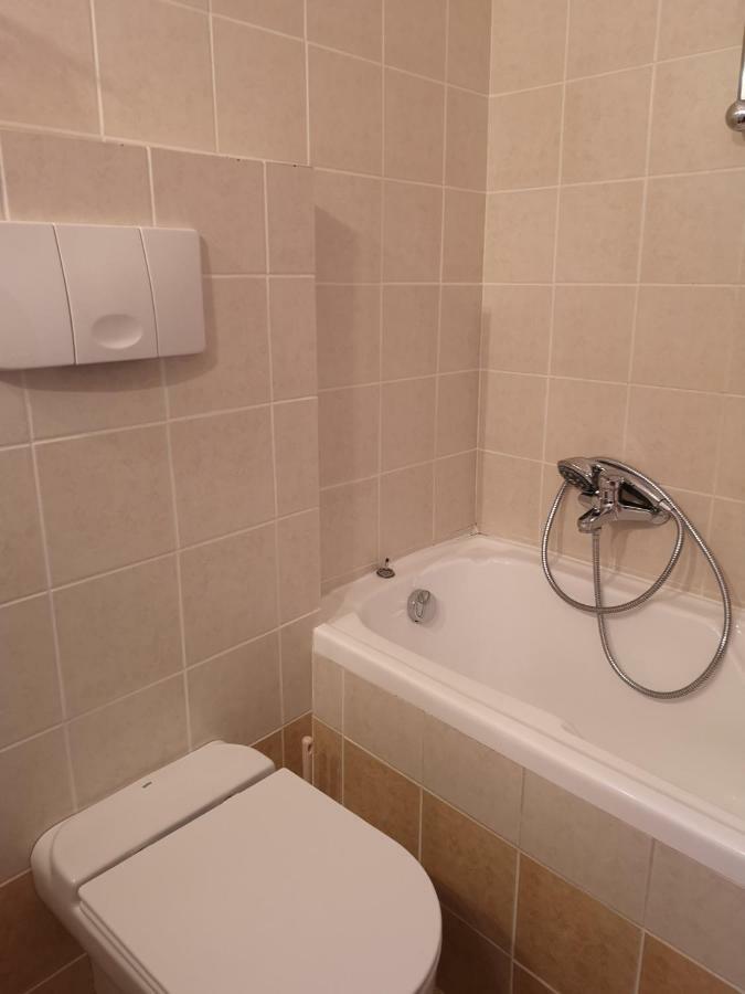 *The Balcony-Luxury Family House In City Center * بارغا المظهر الخارجي الصورة